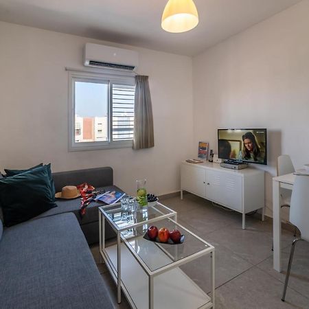 One Bedroom Apartment By Stay Eilat - Eilot Street Екстериор снимка